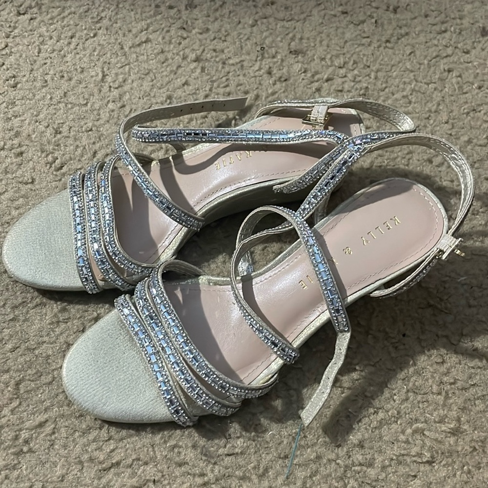 Kelly & Katie wedge sandals